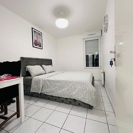 Sri-Indo Bobigny Paris Daire Dış mekan fotoğraf