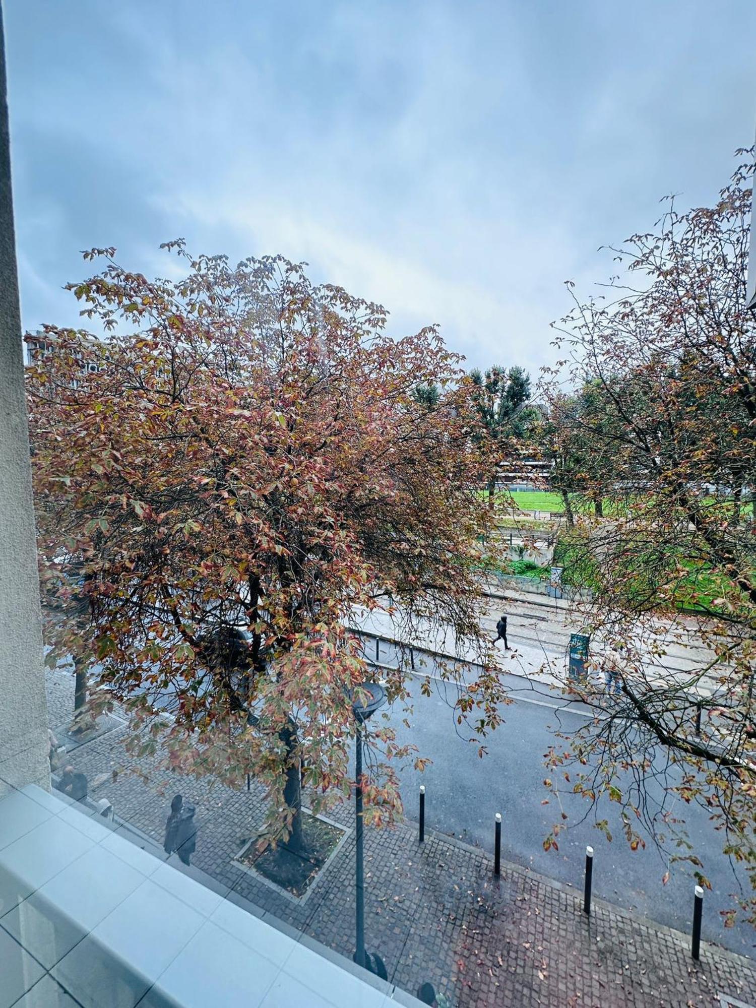 Sri-Indo Bobigny Paris Daire Dış mekan fotoğraf