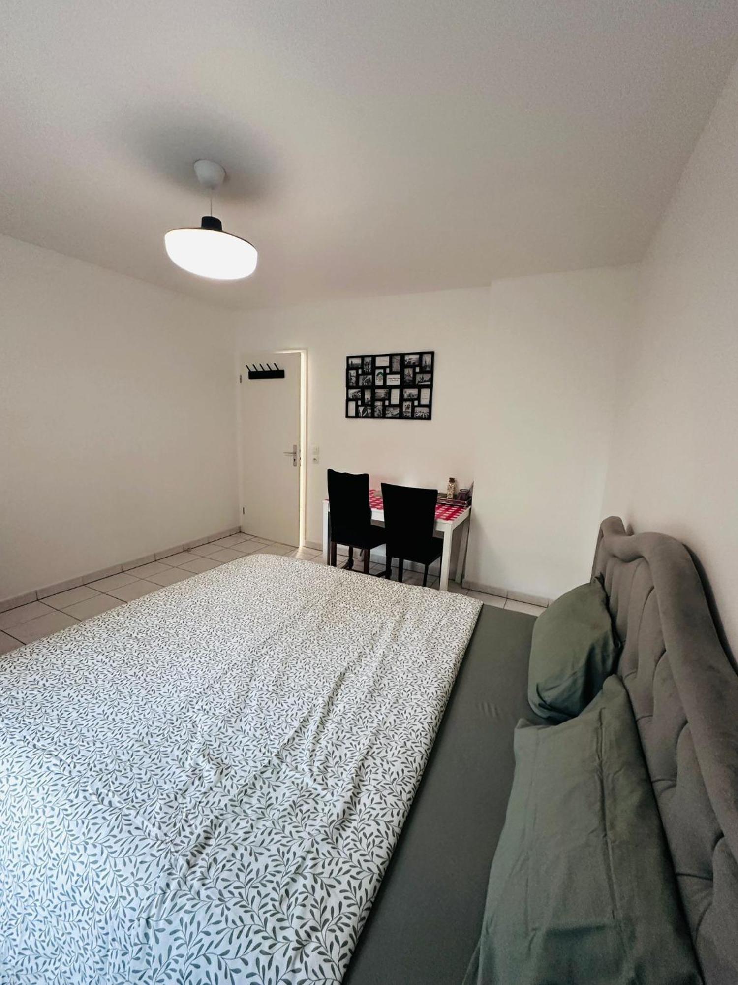 Sri-Indo Bobigny Paris Daire Dış mekan fotoğraf